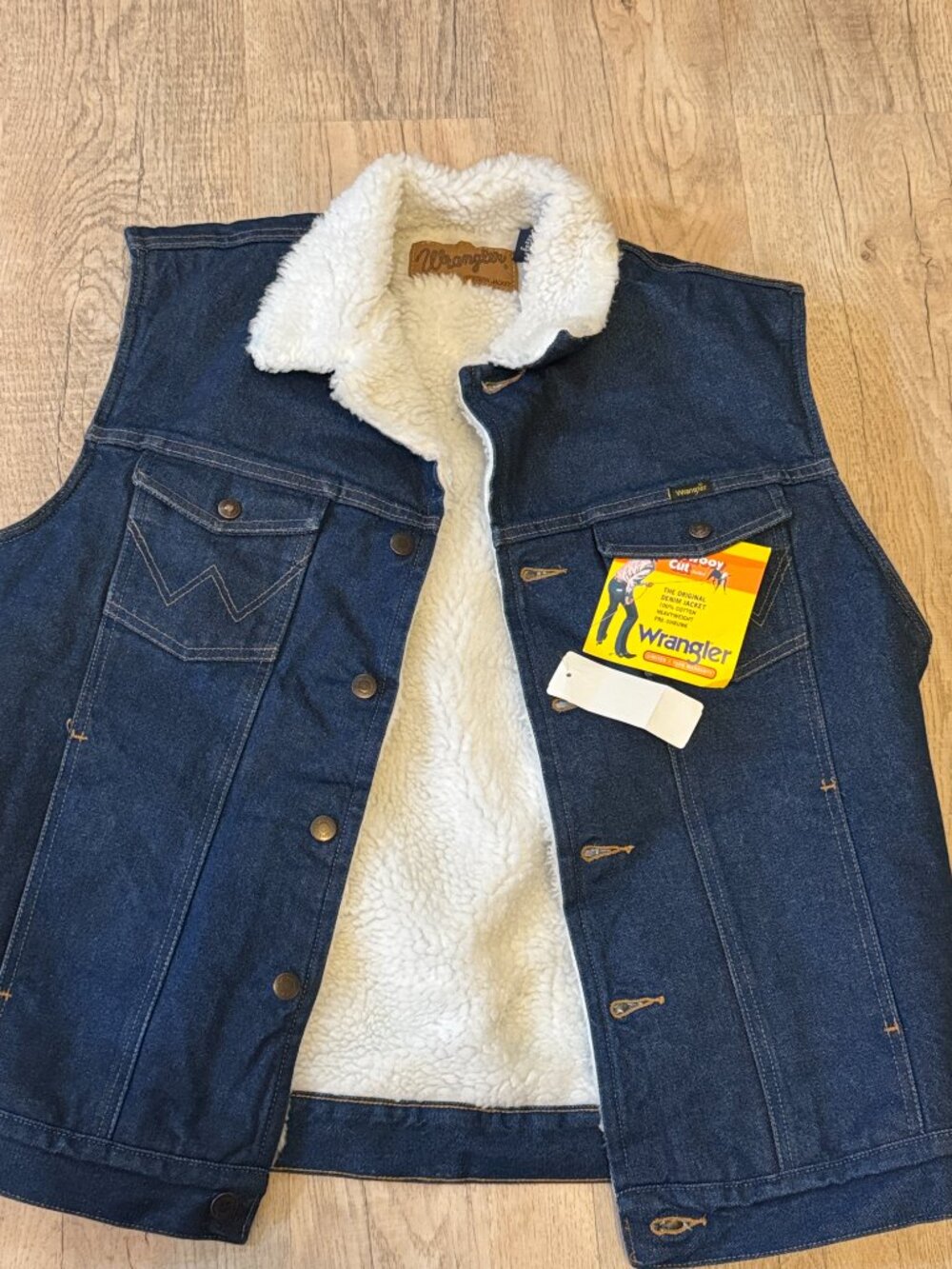 NWT Vintage Wrangler Dark Rinse Denim Fleece Trucker Vest - Picture 2 of 3